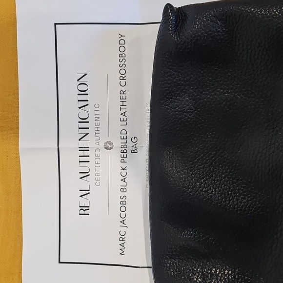 Marc Jacobs Pebbled Leather Crossbody W/COA MSRP $350 - Picture 16 of 16